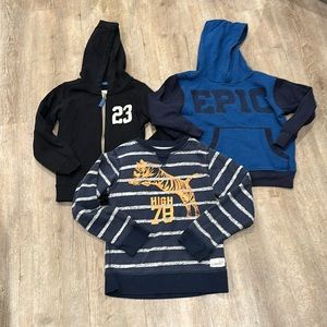 3 piece boys size small 5/6 set. 1 hooded zip up, 1 hoodie, 1 sweatshirt.